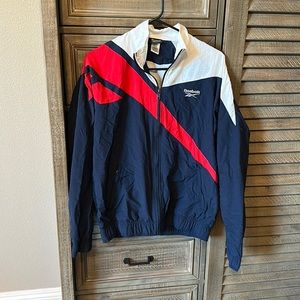 REEBOK SIZE men’s SMALL windbreaker